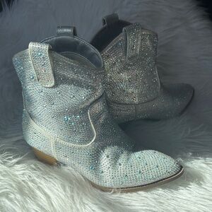 Silver Rhinestone Ankle Boots, Girl’s Size 3. GUC!